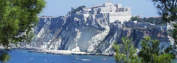  Indkvartering  Seværdigheder  ø Isola di San Nicola turisme 